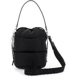 حقيبة يد كارادوك سوداء برباط وشعار مطبوع على الجهة الأمامية، مصنوعة من قماش تقني، للنساء