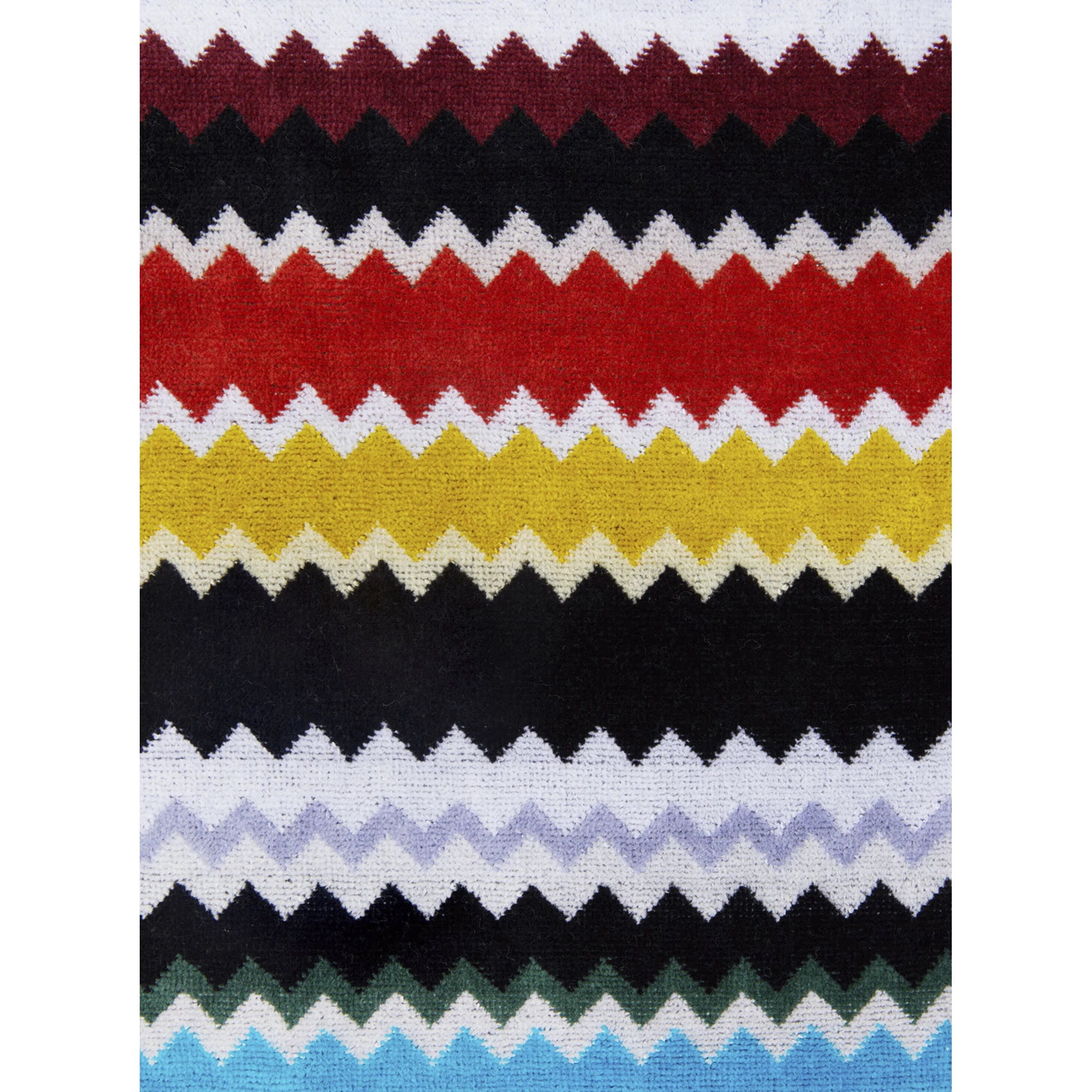 Curt Multicolor Beach Towel with All-Over ZigZag Motif in Cotton Home