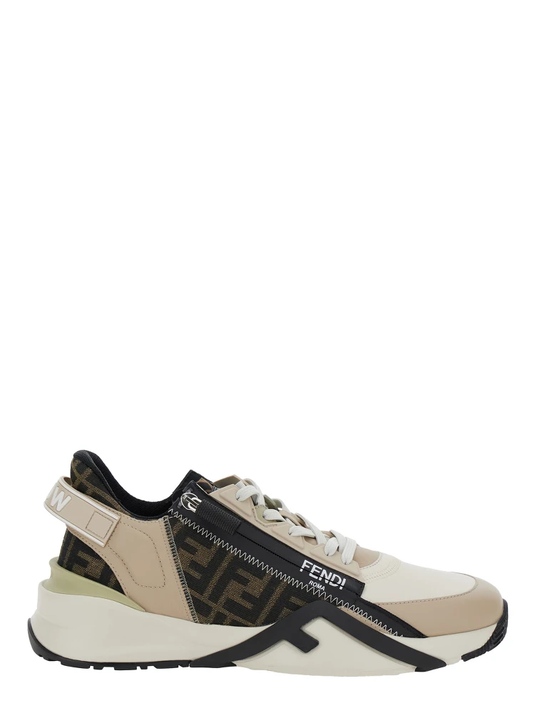 حذاء رياضي رجالي من الجلد من ماركة فندي، طراز فلو بيج، بتصميم منخفض وشعار العلامة التجارية.