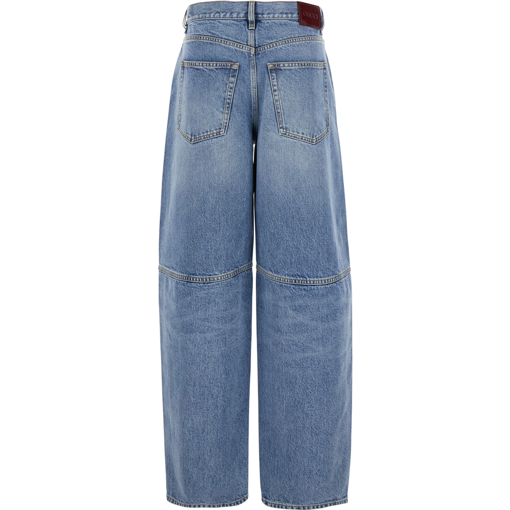 بنطال جينز أزرق بشعار على الجزء الخلفي وقصة واسعة من قماش الدنيم للنساء