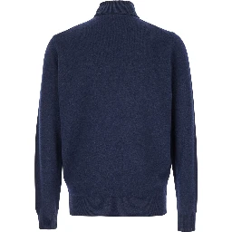 كنزة صوفية زرقاء برقبة عالية من مزيج صوف ميرينو والحرير للرجال