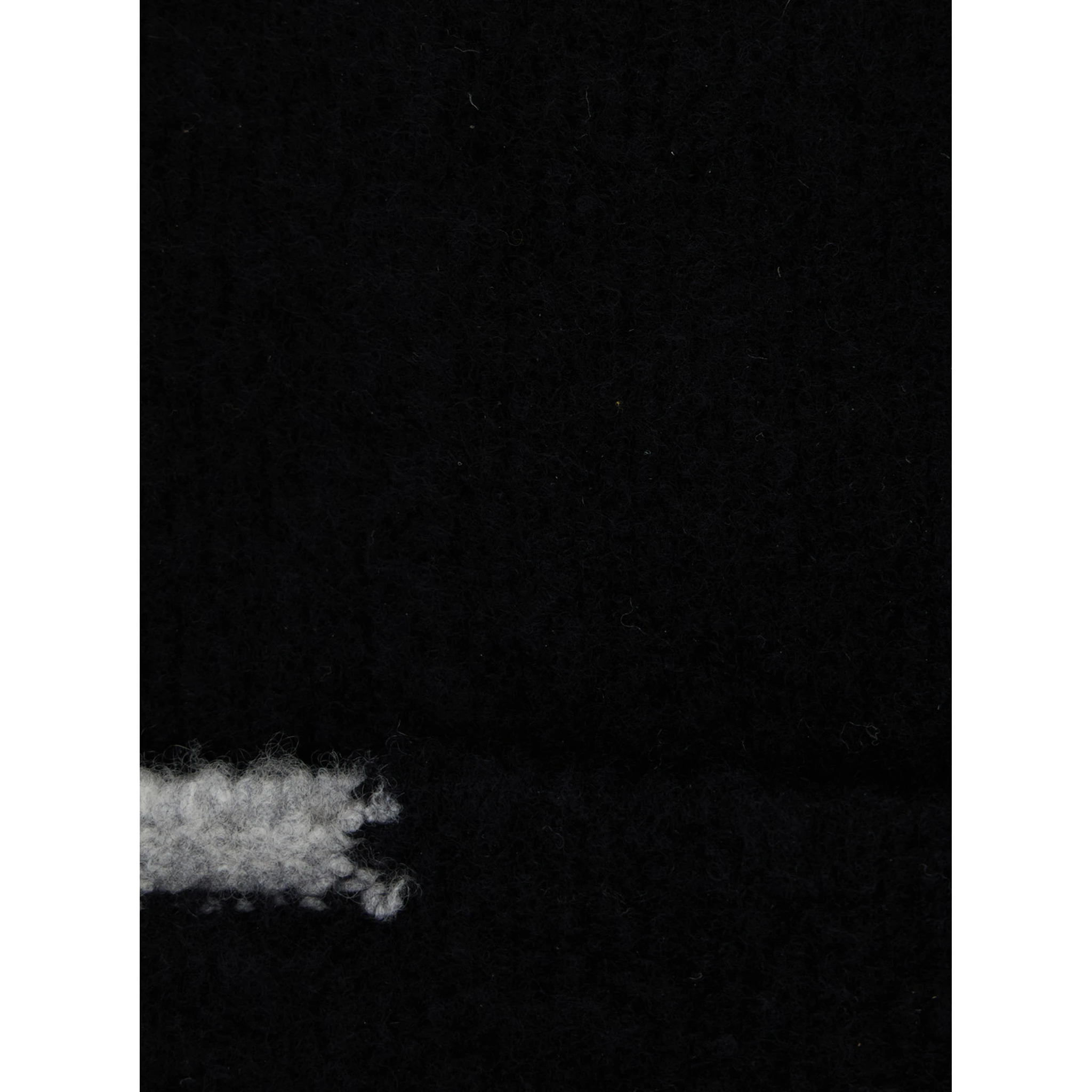 Black Beanie with Contrasting Detail in Wool Woman