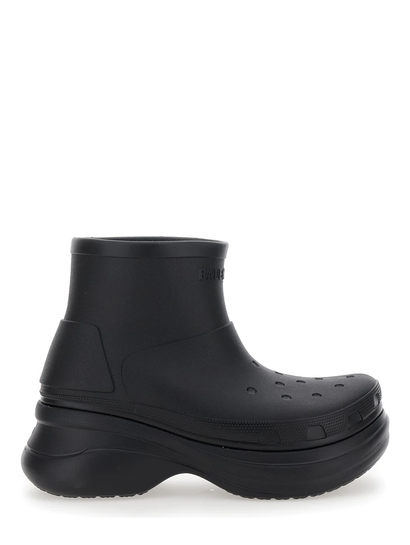 Crocs Black Ankle Boots with Embossed Logo on the Front in Tech Fabric Man