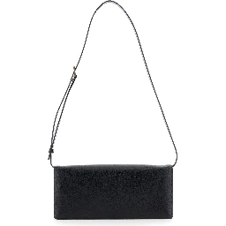 حقيبة كروس سوداء بحزام كتف قابل للتعديل وإغلاق على شكل حرف T من الجلد المحبب للنساء