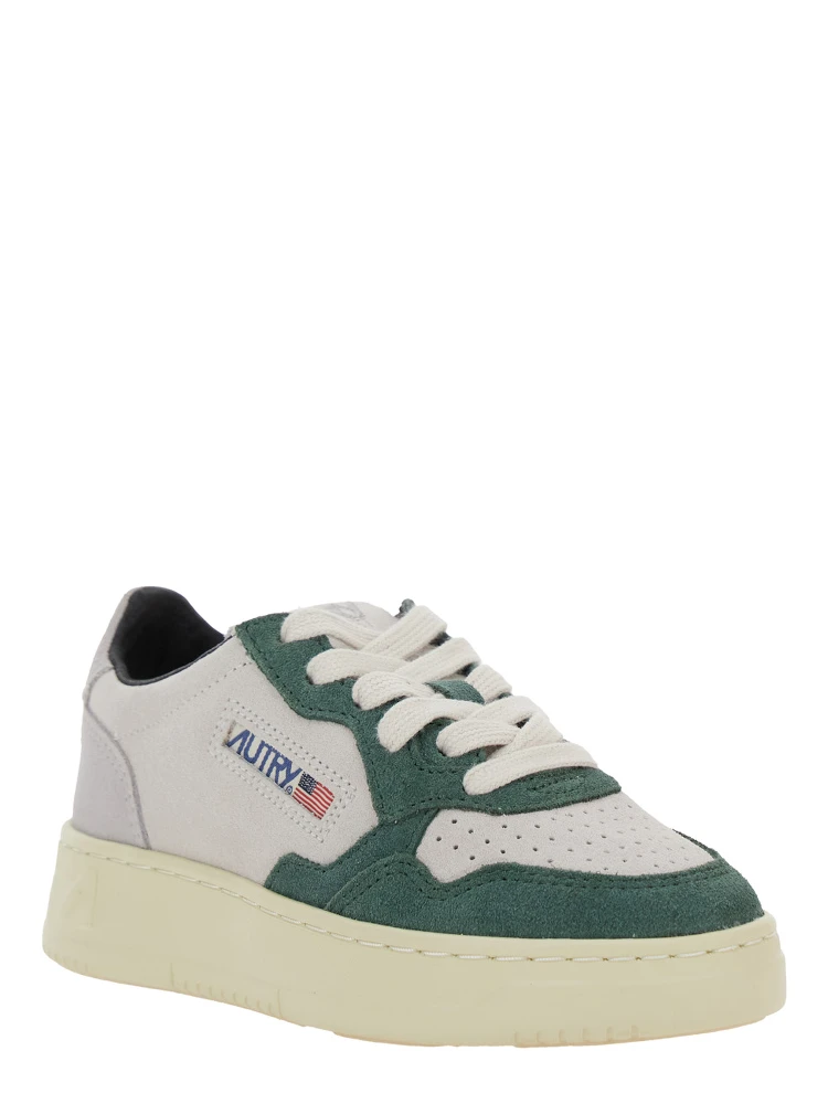 Medalist Multicolor Low Top Sneakers with Logo Patch on Tongue and Side in Leather Boy alternative