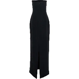 فستان أندرسون الأسود الطويل ذو الكتف المكشوف والفتحة الخلفية من قماش التويل للنساء