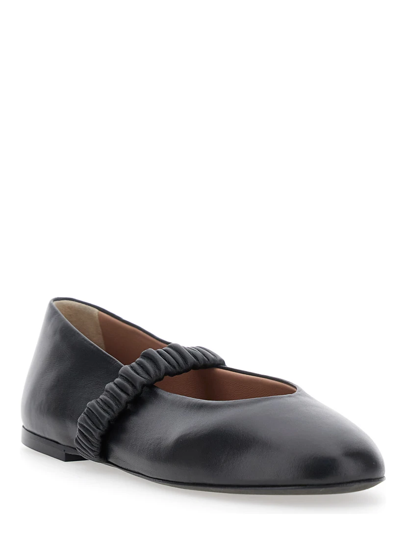Black Ballet Flats with Elasticated Band on the Front in Leather Woman