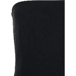 فستان أندرسون الأسود الطويل ذو الكتف المكشوف والفتحة الخلفية من قماش التويل للنساء