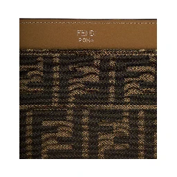 حقيبة يد بنية اللون مزينة بنقش FF كامل من القماش والجلد للرجال