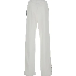 بنطال رياضي أبيض مزين بتطريز شعار وتفاصيل شبكية من البولياميد للنساء