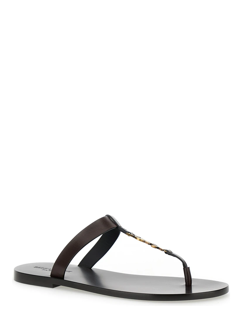 Cassandre Brown Flat Sandals with a T-Strap in Leather Woman