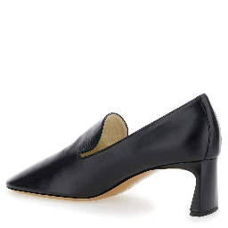 Black Pumps with Square Toe and Plaque Detail on the Front in Soft Leather Woman
