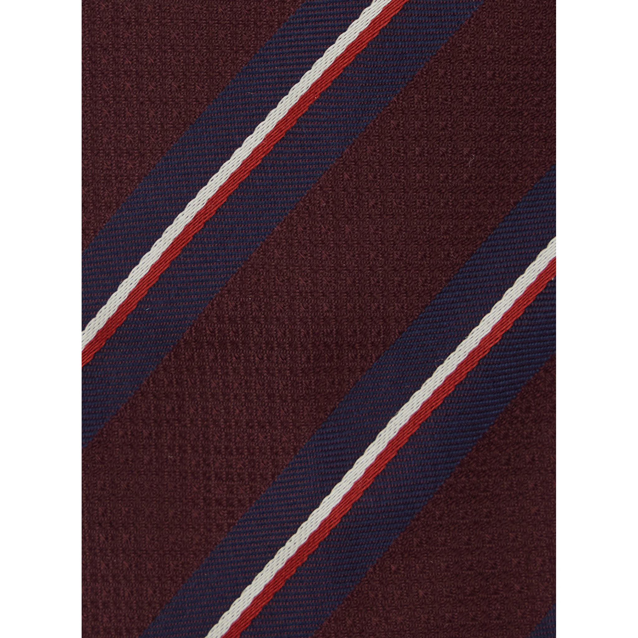 Bordeaux Tie with All-Over Striped Motif in Silk Man