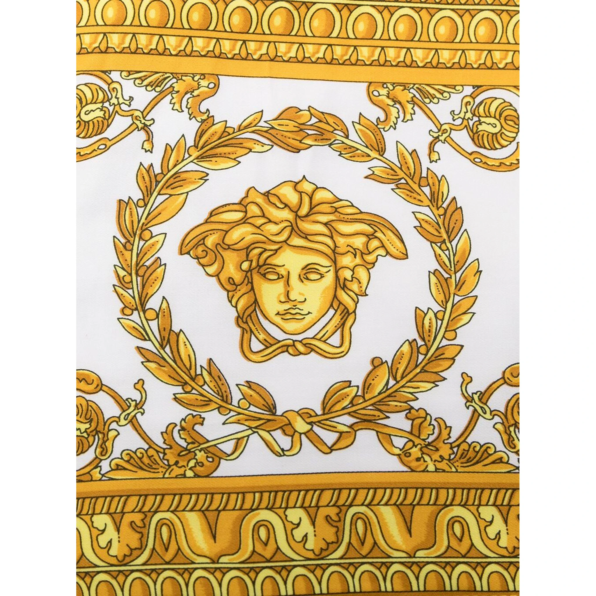 White Towel with Baroque Print Lining in Terry Cotton Home