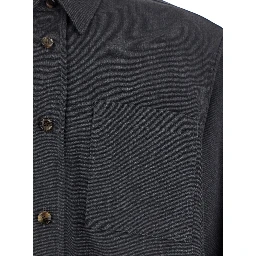 قميص رمادي بياقة مدببة من الصوف للرجال