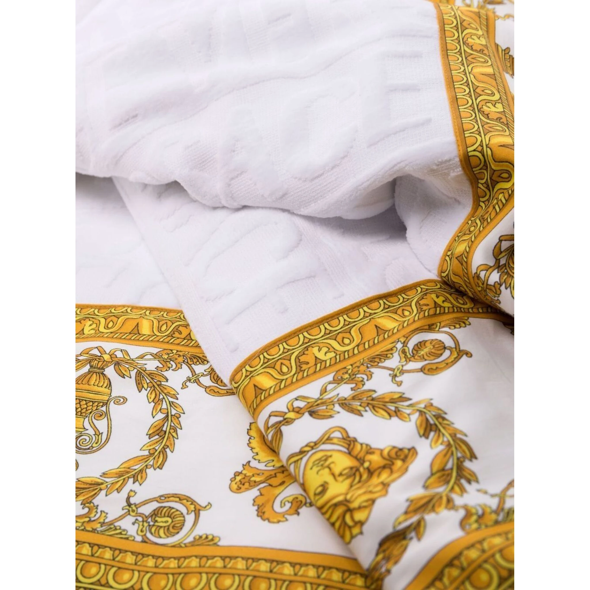 White Towel with Baroque Print Lining in Terry Cotton Home