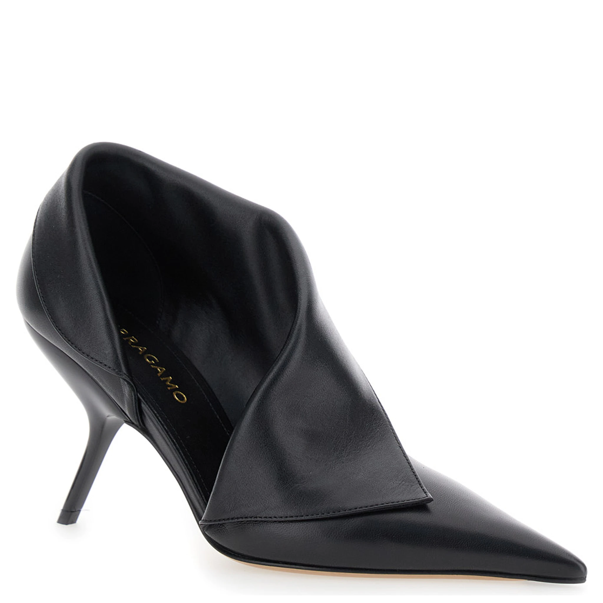 Black Pumps with Pointed Design and Side Opening Detail in Leather Woman