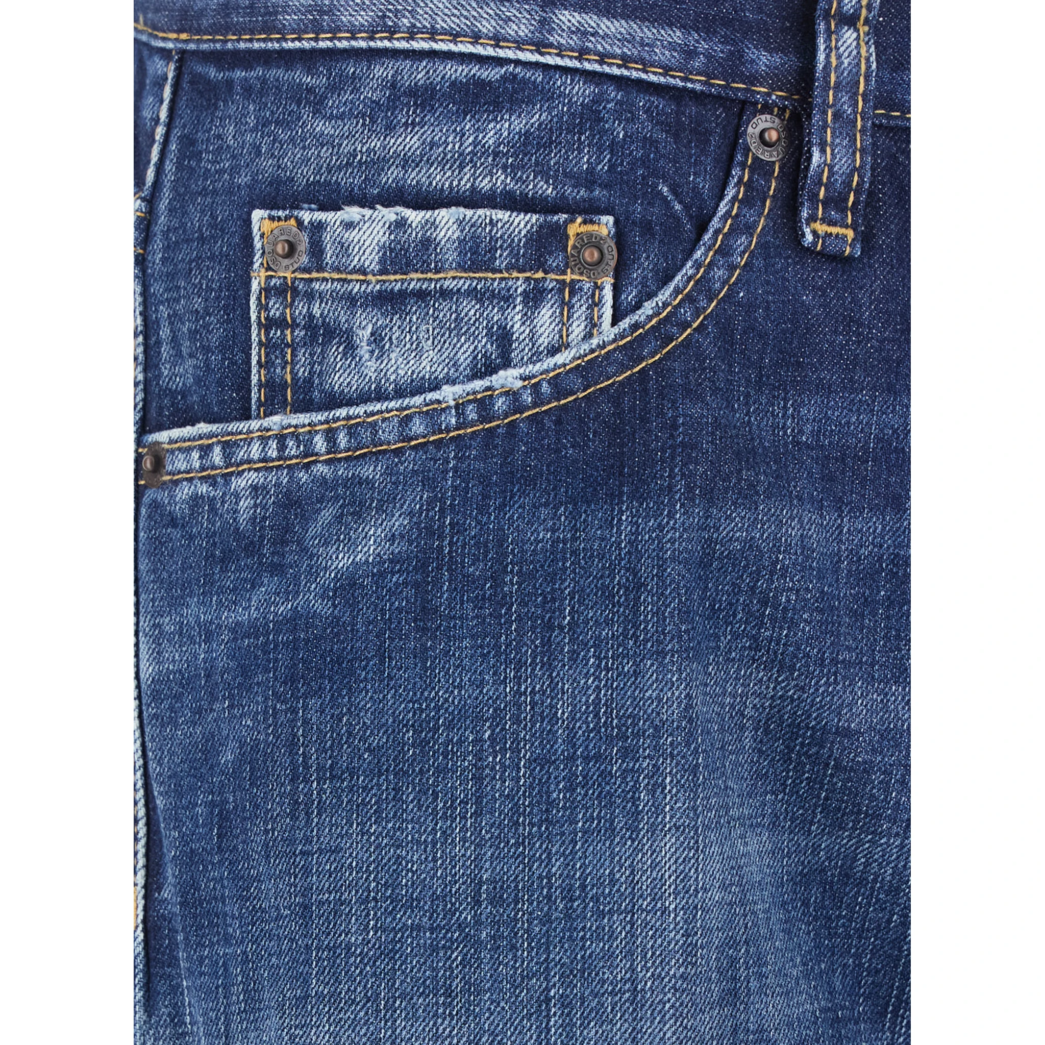 The American Blue Jeans with Logo Patch on the Rear and Faded Effect in Denim Man