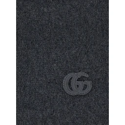 Grey Scarf with GG Patch on the Front and Fringed Hem in Cashmere Man
