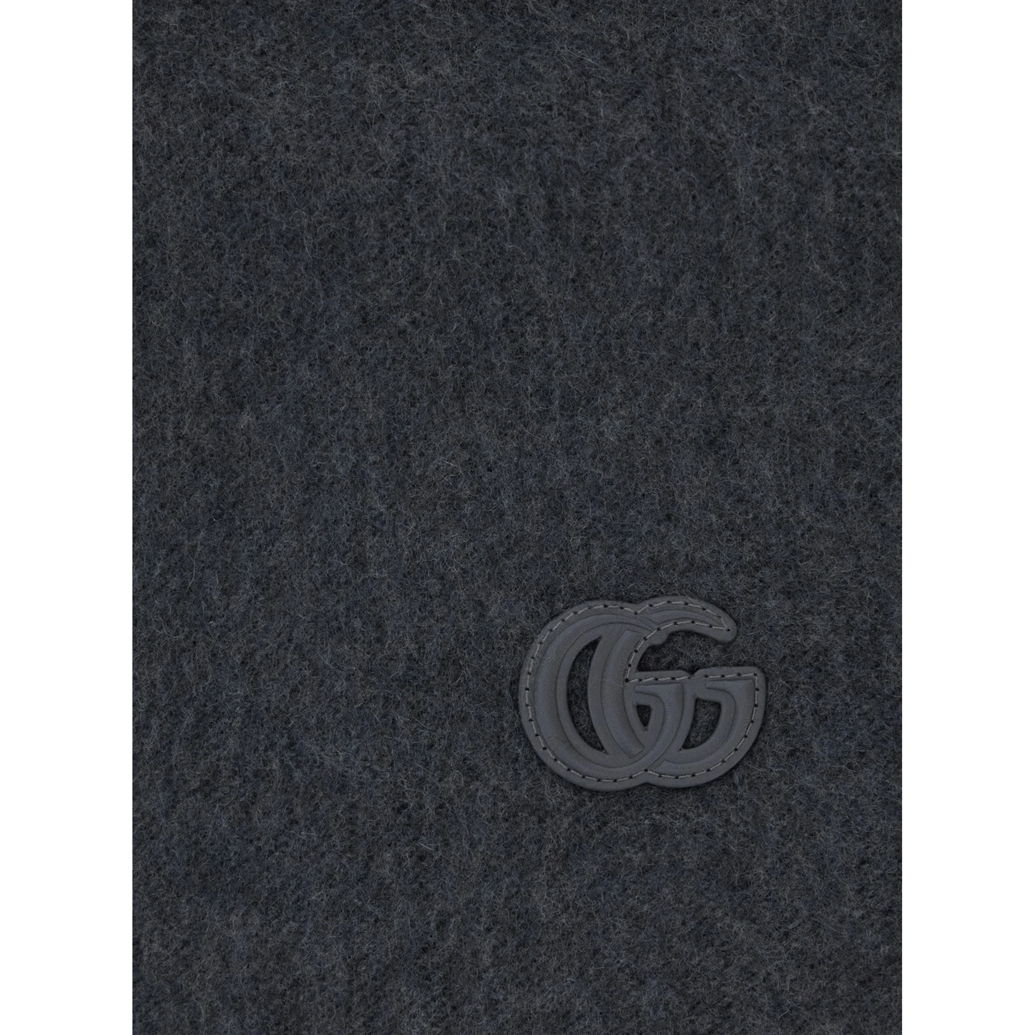 Grey Scarf with GG Patch on the Front and Fringed Hem in Cashmere Man