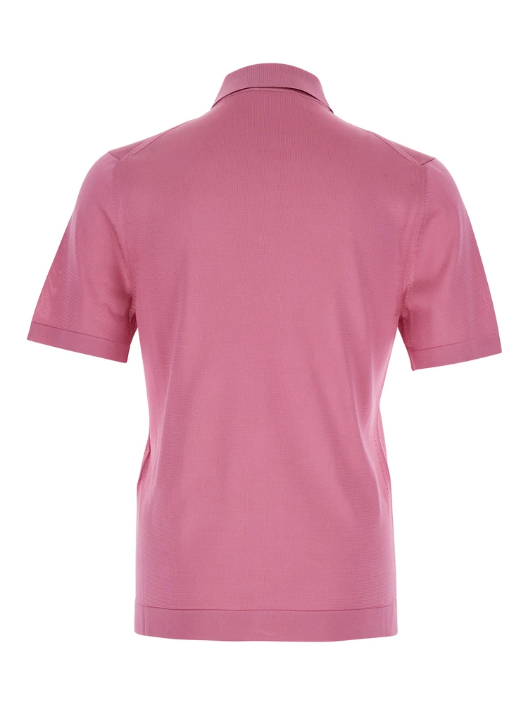 قميص بولو وردي اللون بجيب على الصدر وشعار مطرز في الأمام مصنوع من حرير ناعم للرجال alternative