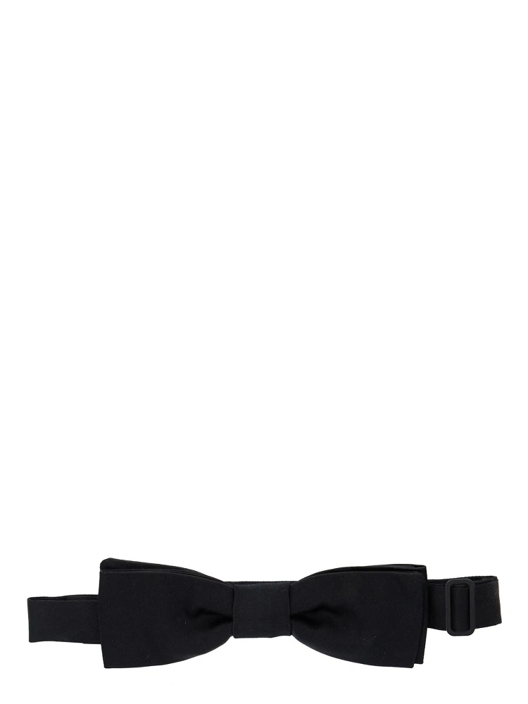 Black Bowtie with Logo Patch on the Rear and Rear Hook Closure in Silk Man