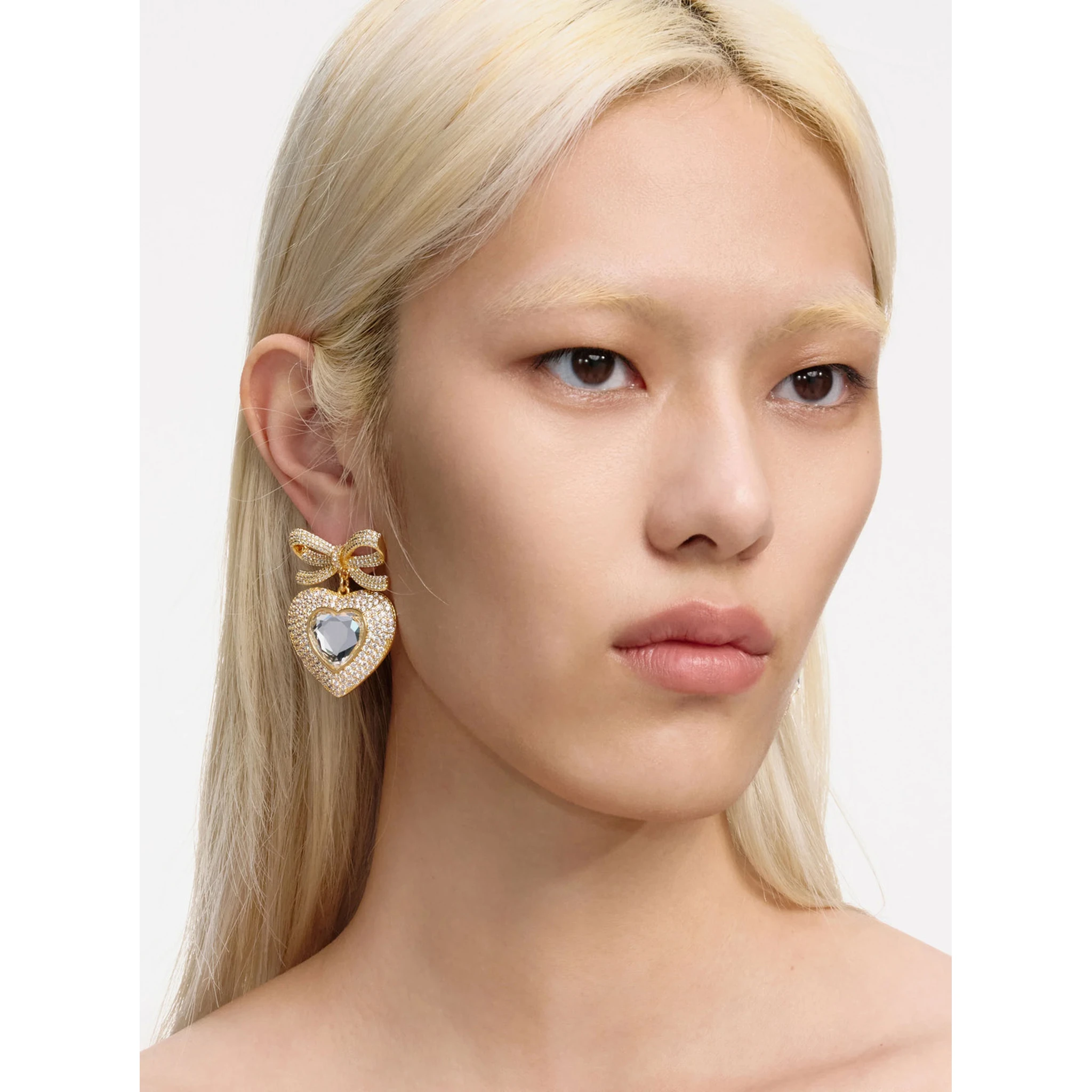 Metallic Earings with Heart Pendant and Bow in Copper Woman