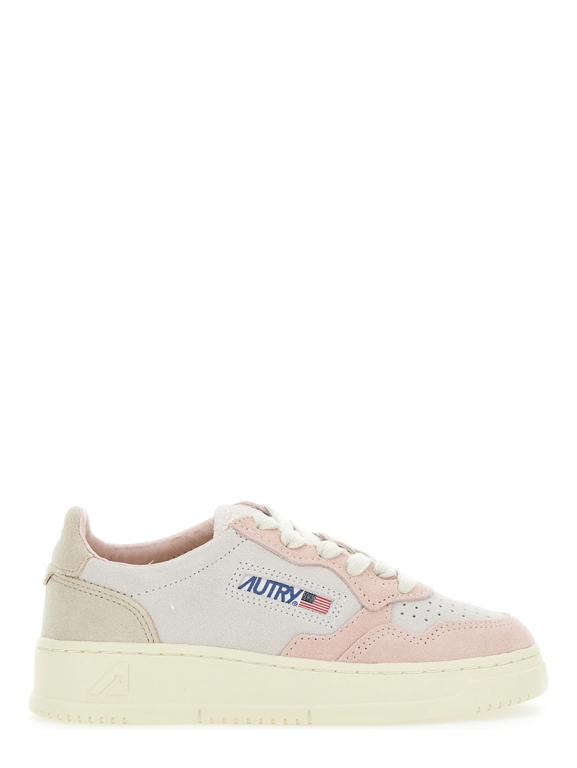 Medalist Pink Low Top Sneakers with Logo Patch on the Side and Perforated Panels in Leather Girl