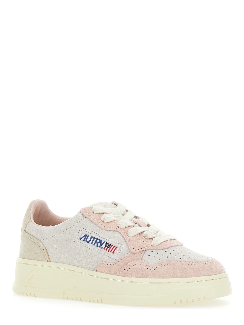 Medalist Pink Low Top Sneakers with Logo Patch on the Side and Perforated Panels in Leather Girl