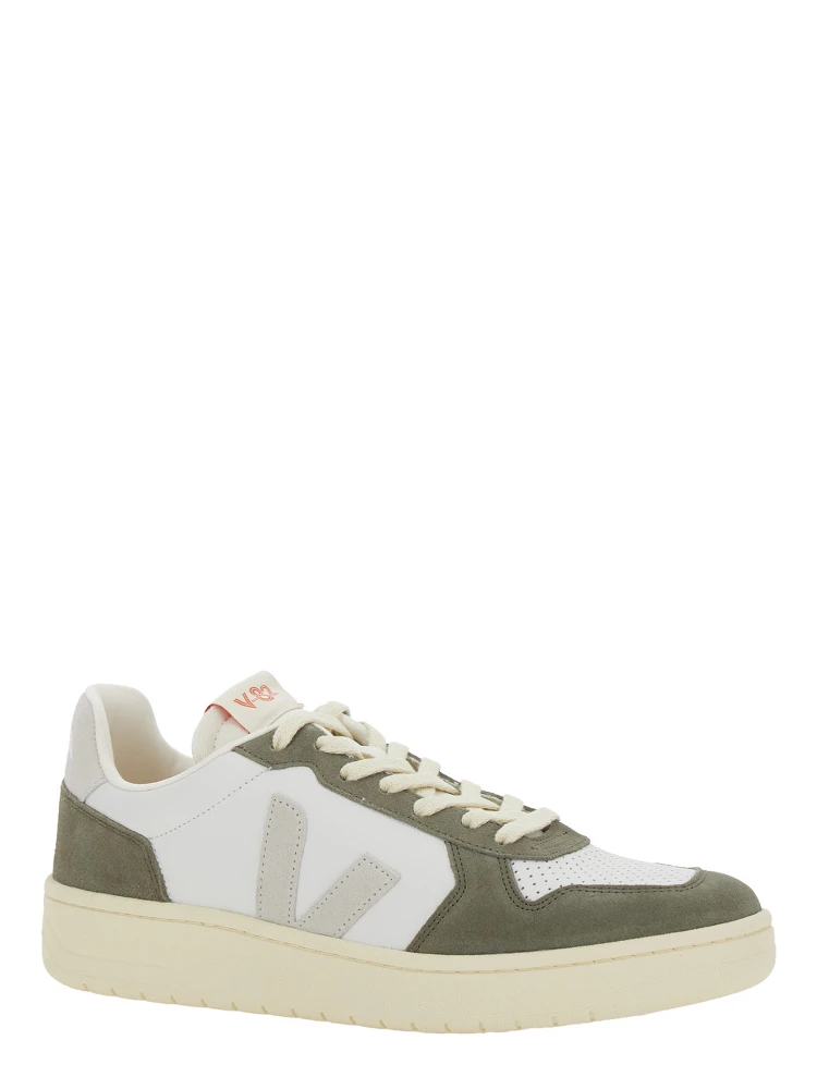 V-82 Green Low Top Sneakers with Logo Patch on Tongue and Side and Logo Lettering on the Heel in Leather Unisex alternative