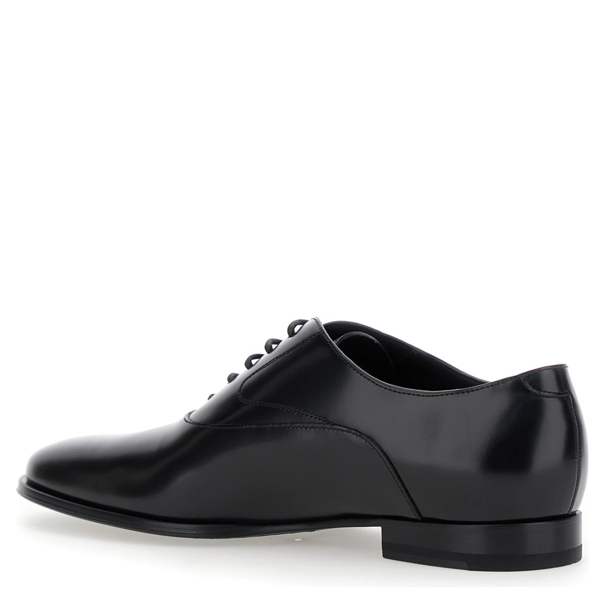 Black Lace-Up Shoes with Almond Toe and Front Laces in Leather Man