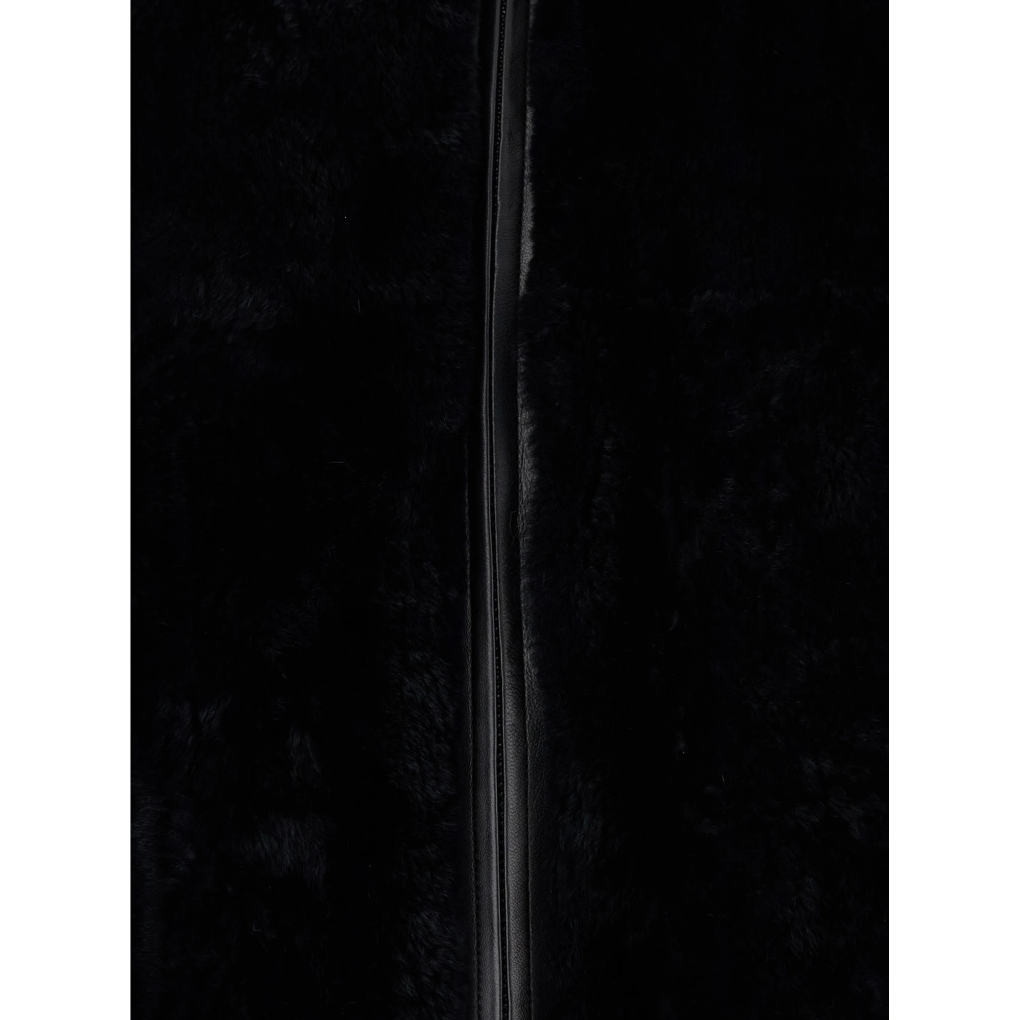 Black Bomber Jacket with Zip Closure in Fur Woman