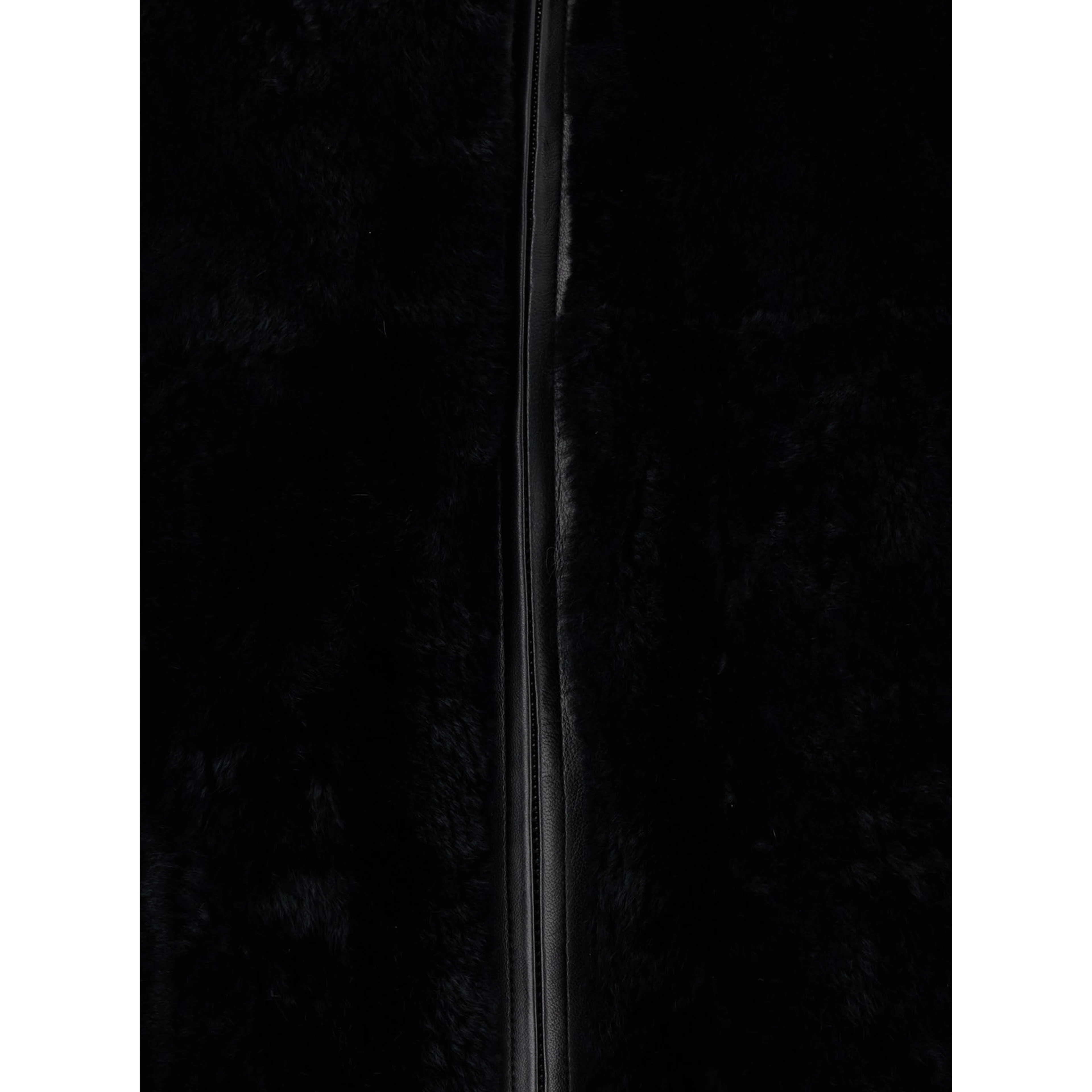 Black Bomber Jacket with Zip Closure in Fur Woman
