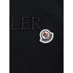 Black Crewneck T-Shirt with Logo Lettering Embroidery on the Front and Logo Patch on the Front in Cotton Girl