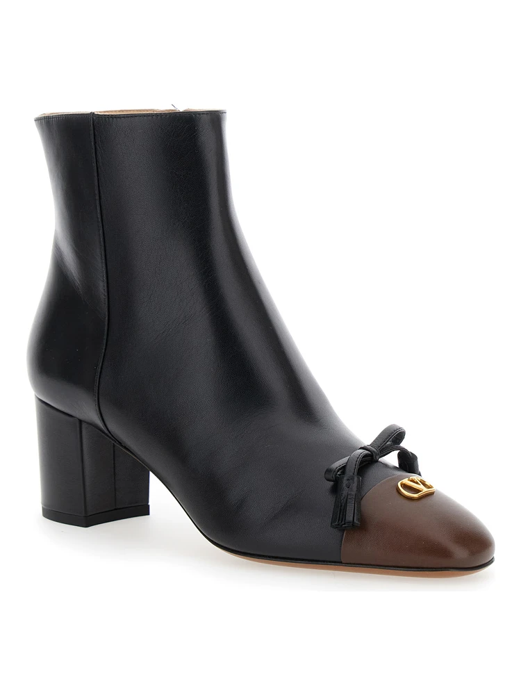 Black Ankle Boots with VLogo Plaque on Front in Leather Woman alternative