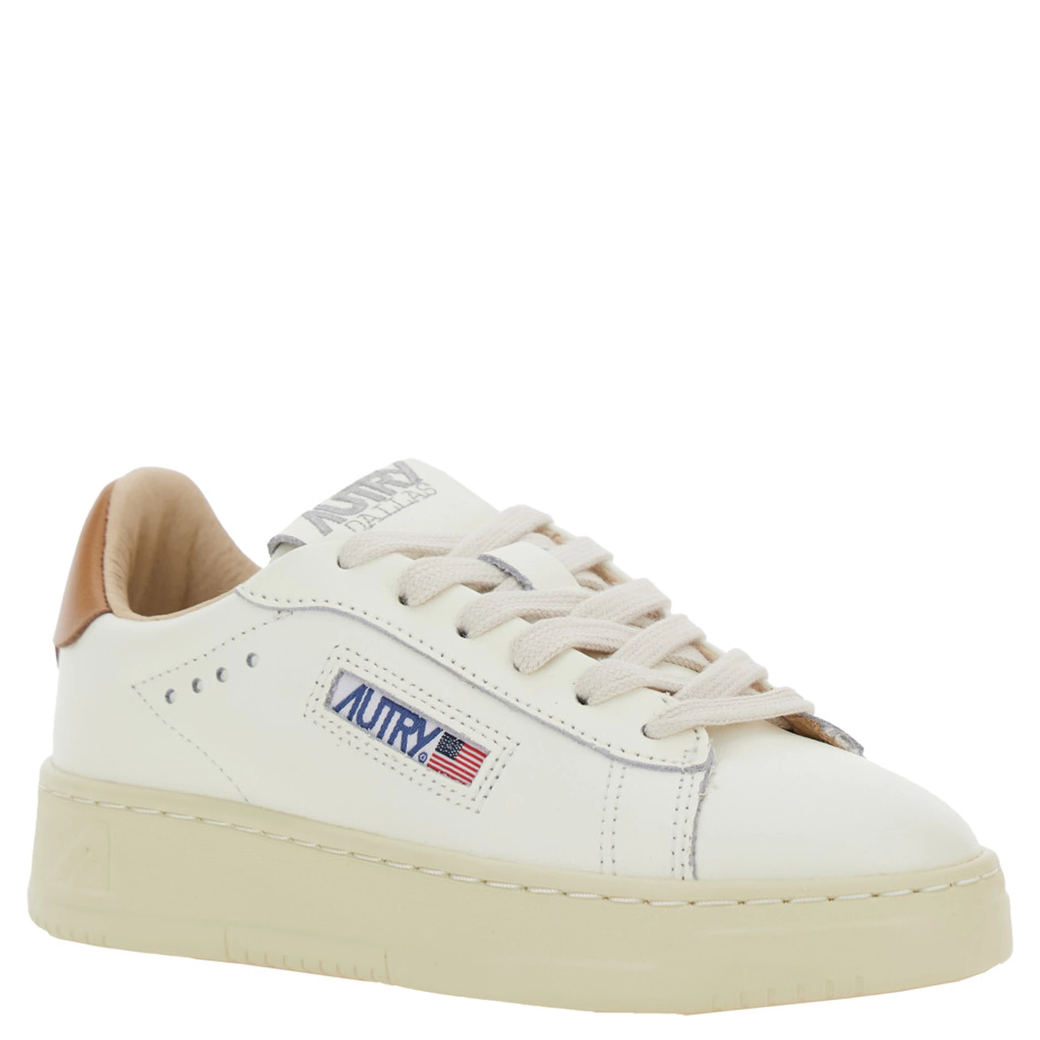 Dallas White Low Top Sneakers with Logo Patch on the Tongue and Contrasting Heel with Logo in Leather Boy