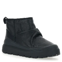 Heritage Utility Black Ankle Boots with Ruffle Detail in Leather Man