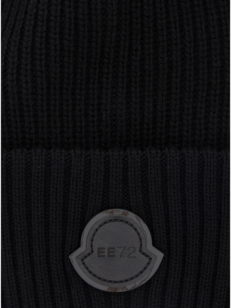 Black Ribbed Beanie with Logo Patch on the Front in Virgin Wool Woman alternative