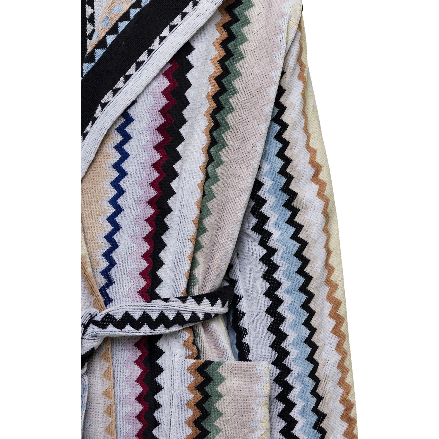 Curt Multicolor Bathrobe with Zig Zag Motif in Cotton