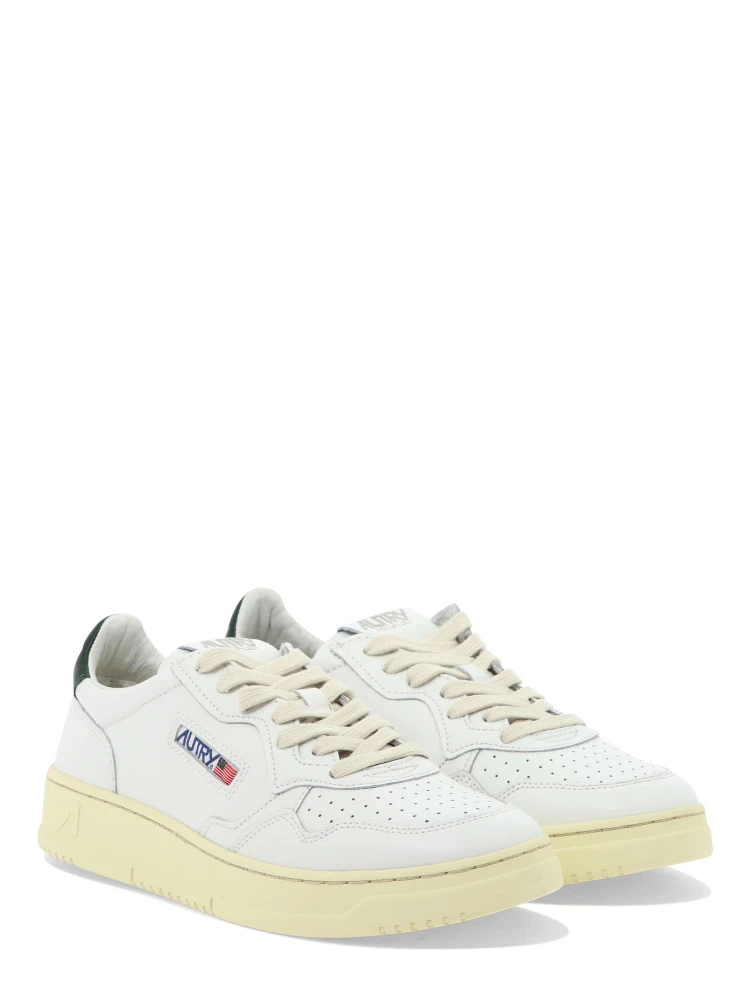 "Medalist Low" sneakers alternative