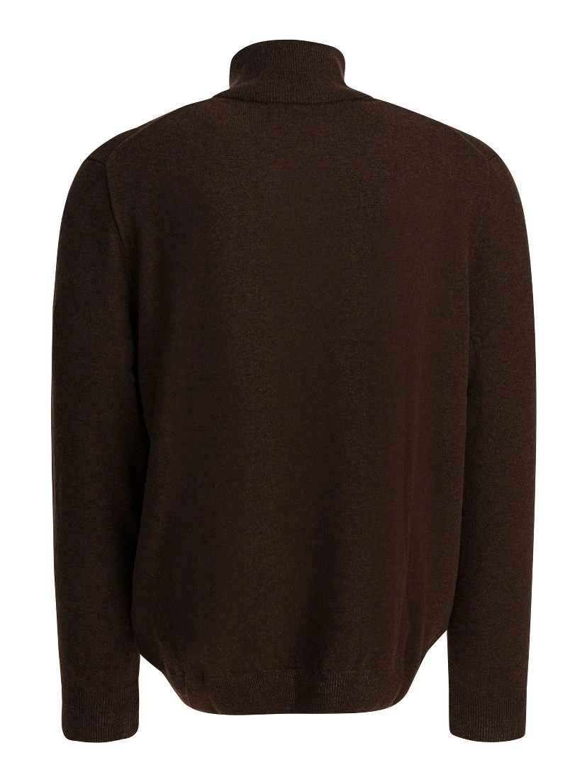 Wool sweater with zipper
