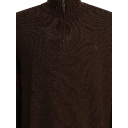 Wool sweater with zipper