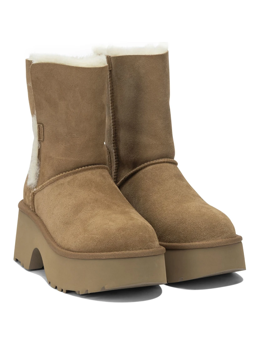 حذاء الكاحل "إزمي الكلاسيكي"