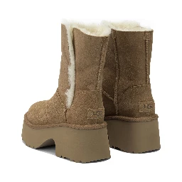 حذاء الكاحل "إزمي الكلاسيكي"