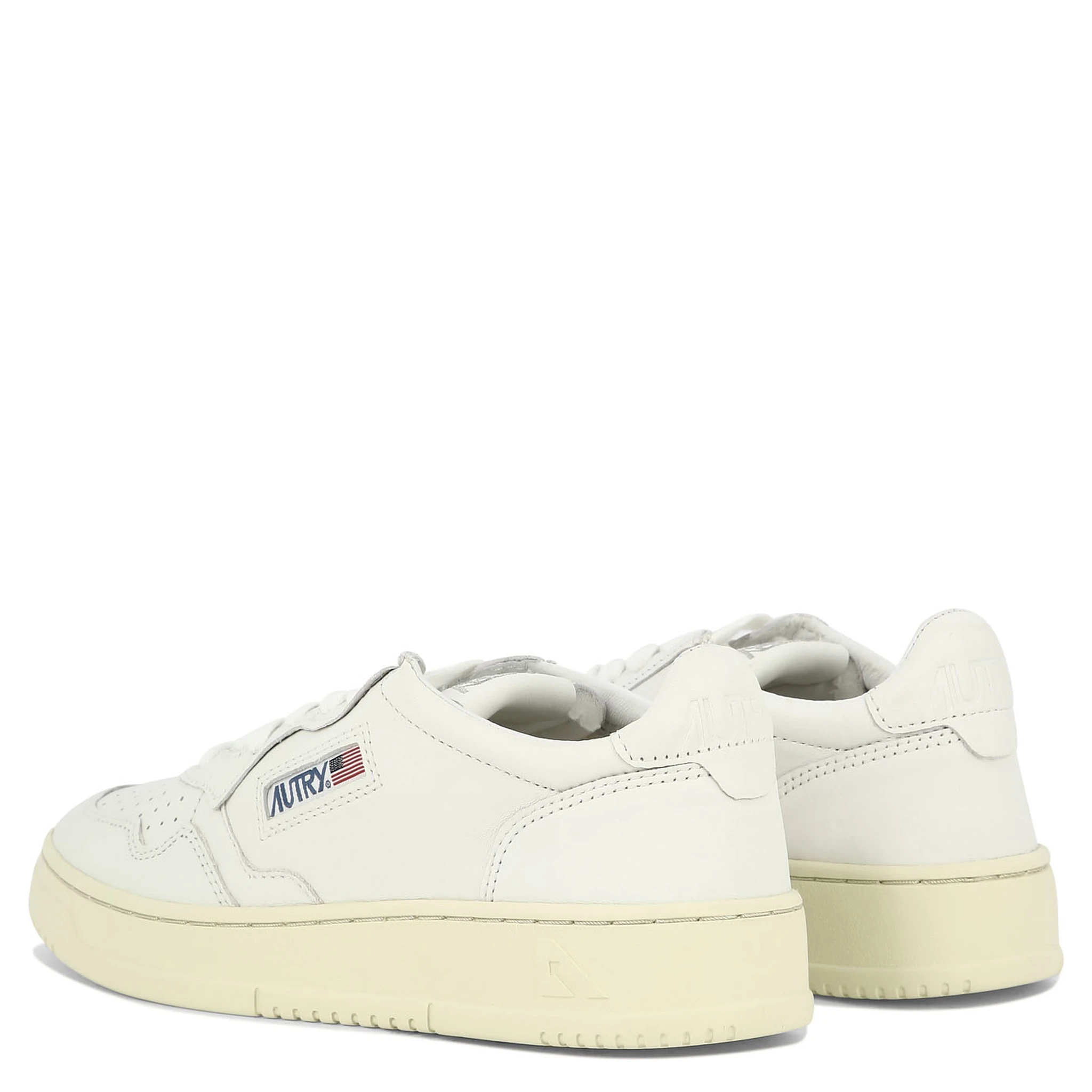 حذاء رياضي "ميداليست لو"