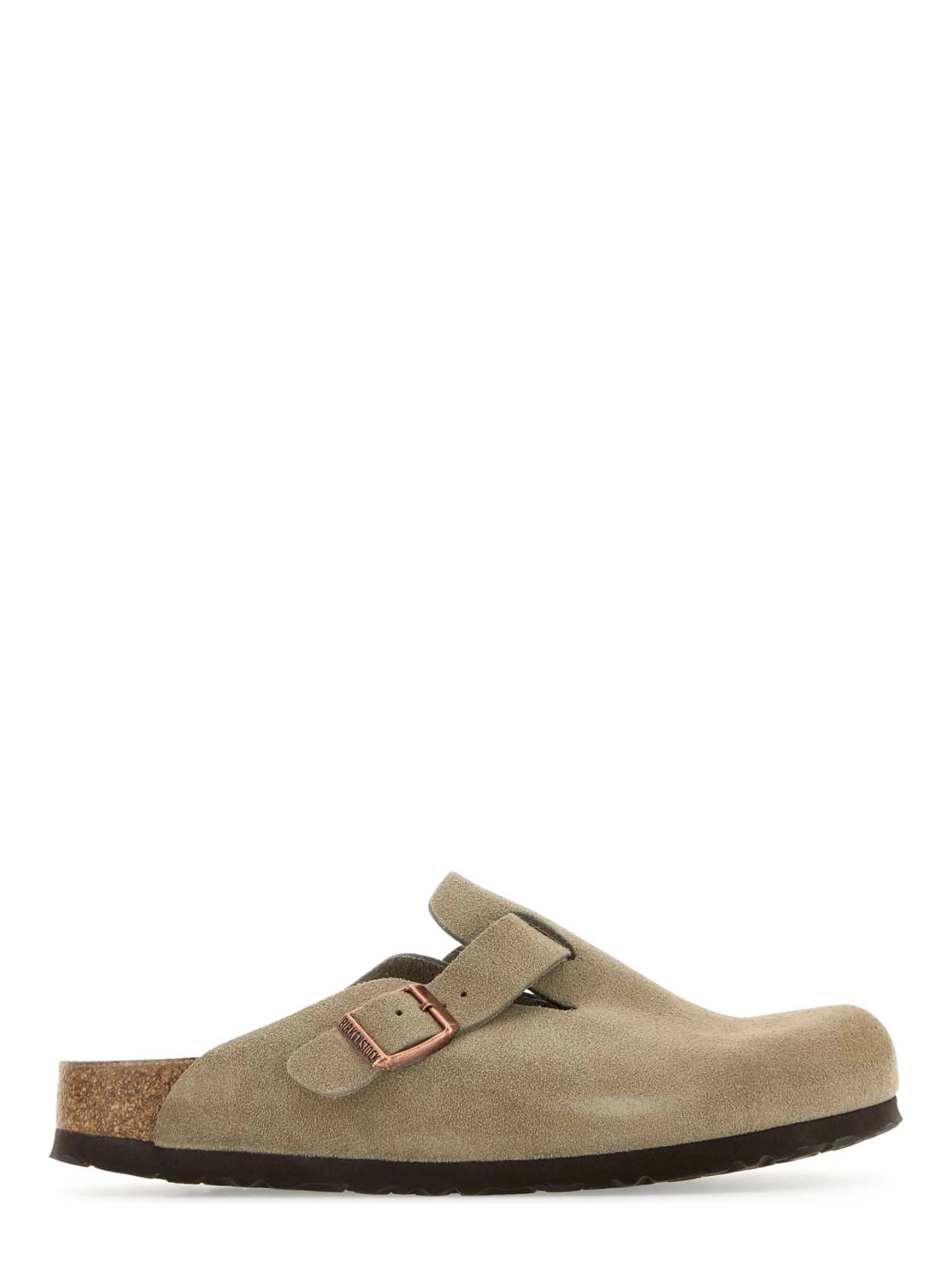 SLIPPERS