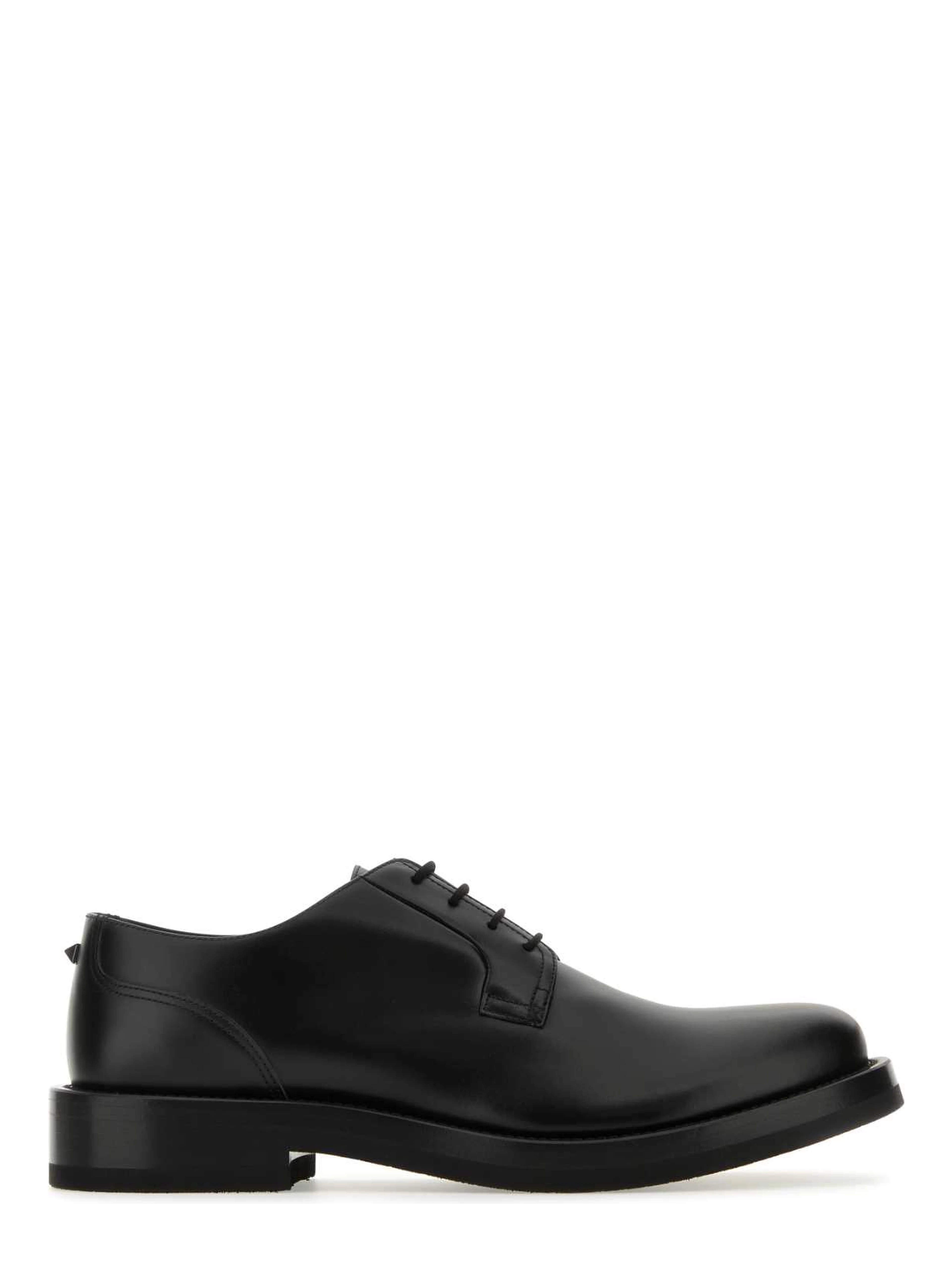 SCARPE STRINGATE