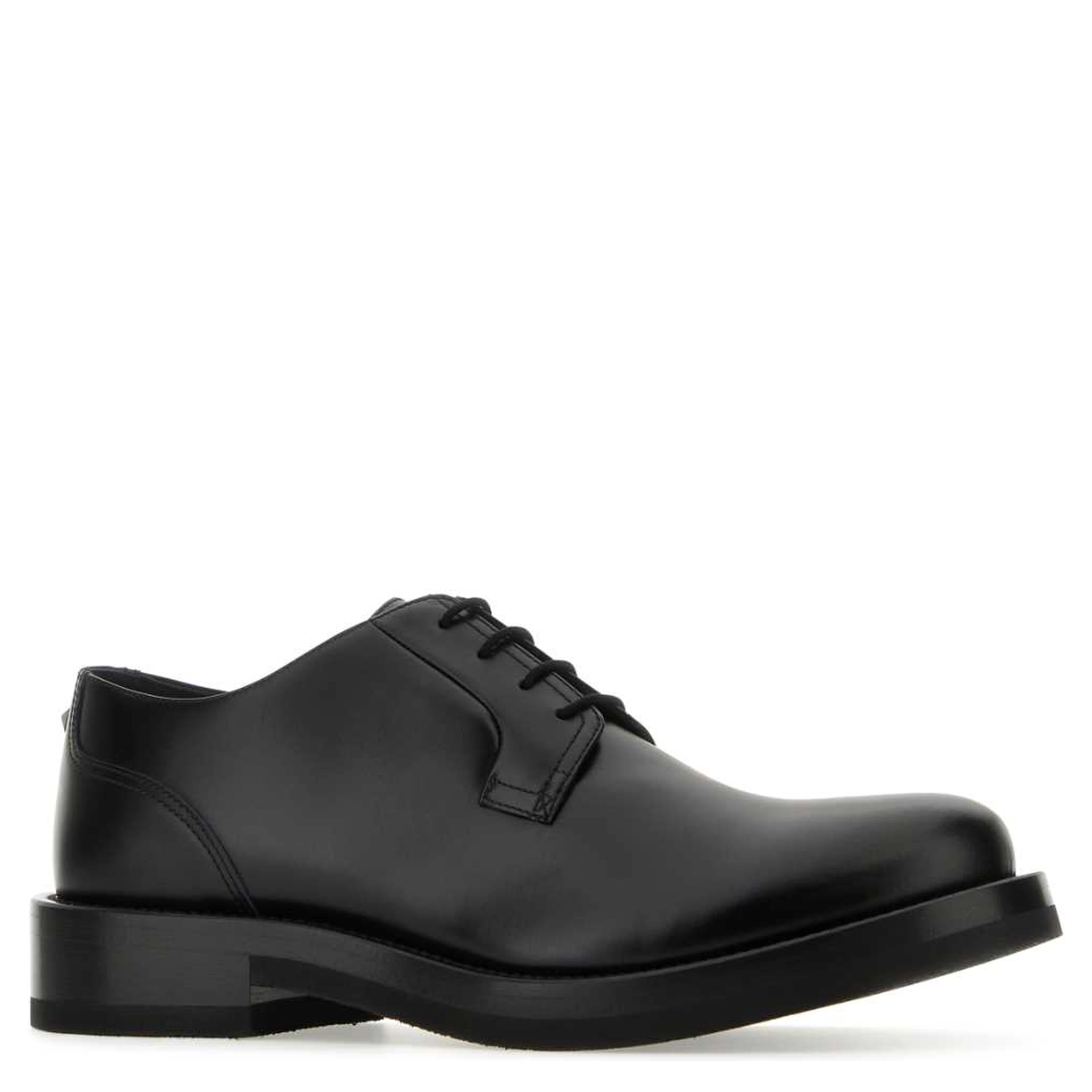 SCARPE STRINGATE