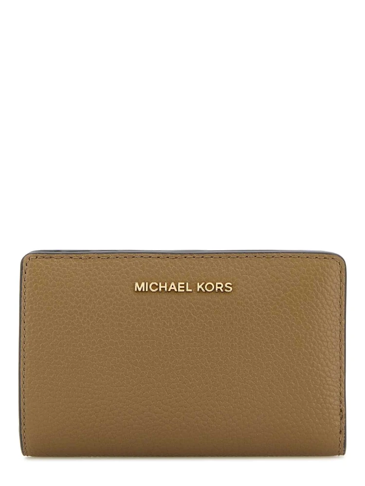 30/32 SOLID MERCER PEBBLE LEATHER