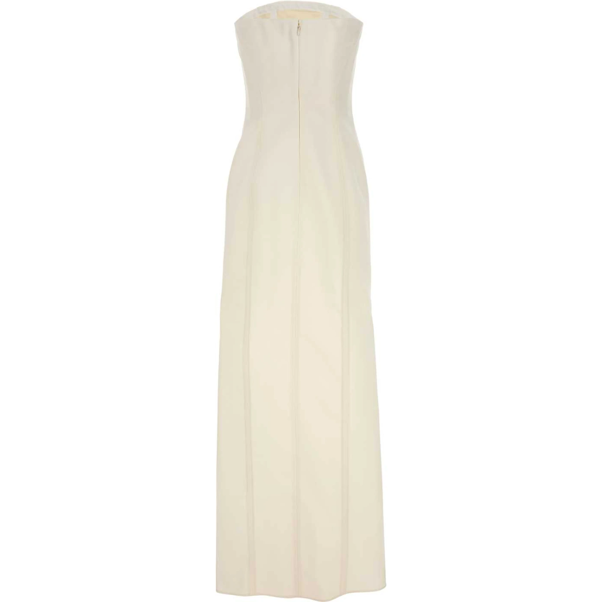 فستان بياقة صدرية